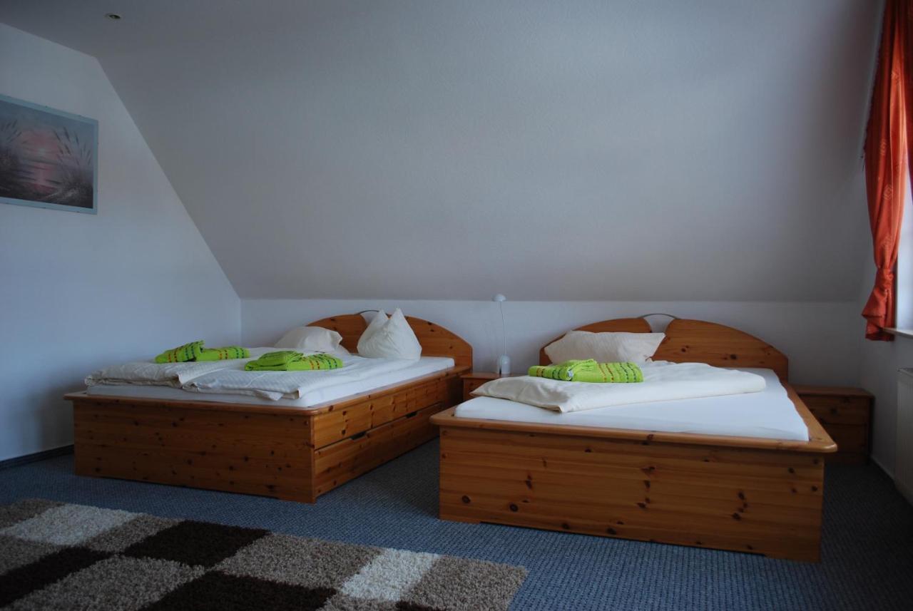 Landhotel Bienstadt Георгенталь Экстерьер фото