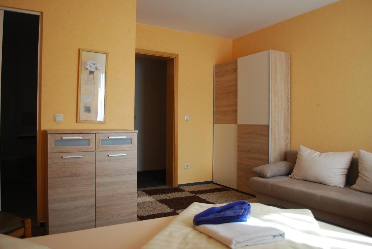 Landhotel Bienstadt Георгенталь Экстерьер фото